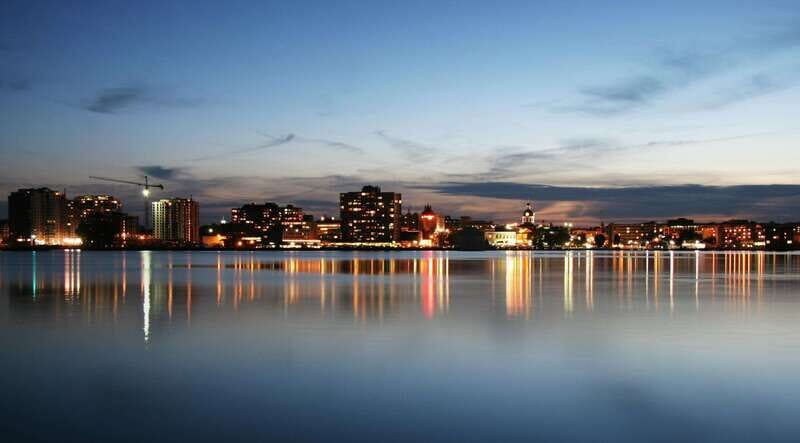 Kingston: Sunset Dinner Cruise - Practicalities and Tips