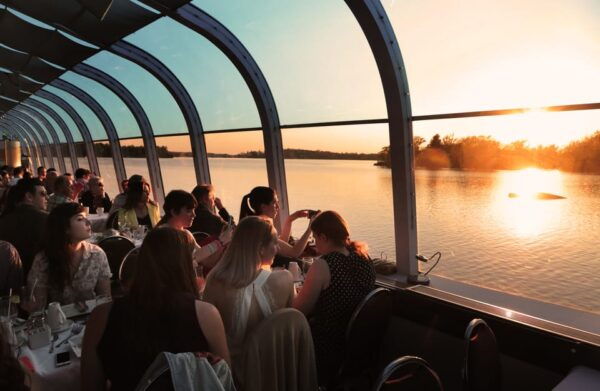 Kingston: Sunset Dinner Harbour Cruise - Cancellation Policy