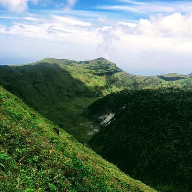 Kingstown: Dark View Falls Tour with Pickup - FAQs