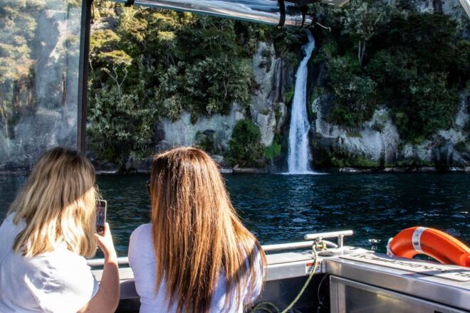 Kinloch: Lake Taupo Catamaran Cruise With Paddleboarding - Directions