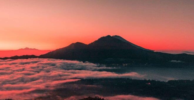 Kintamani: Kintamani Sunrise Trek and Natural Hot Spring - Unique Experience Features