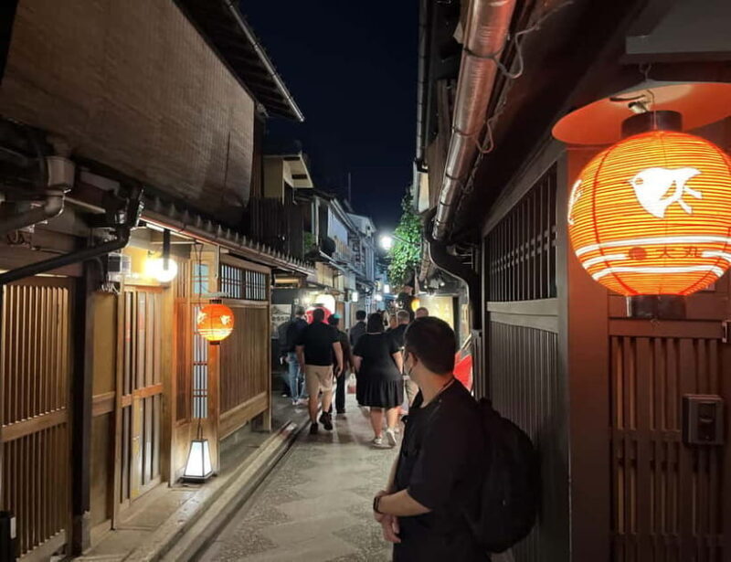 Kioto: Gion Tour, recorrido a pie (Español/Castellano) - Authentic Insights from Reviewers