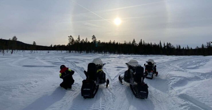 Kiruna: Guided Morning Snowmobiletour (8:30) and Fika - Activity Overview
