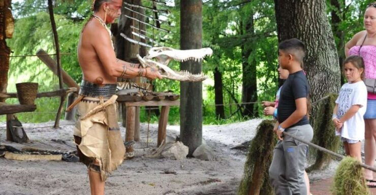 Kissimmee: Jororo Native Village Alligator History Show - Activity Overview
