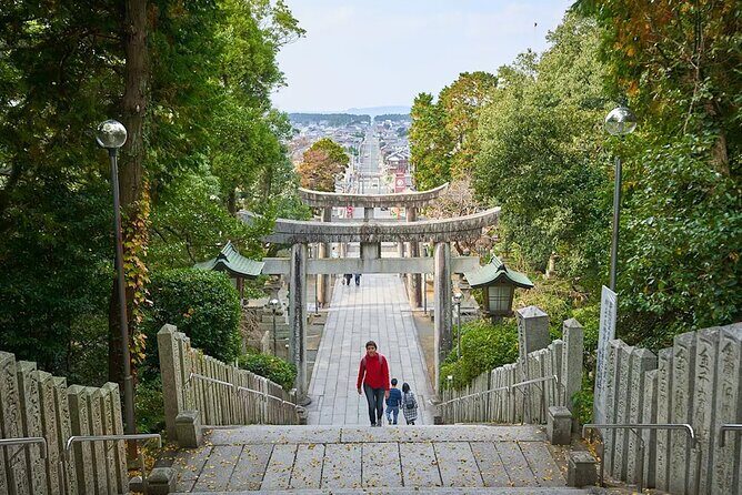 Kitakyushu Day Tour Mojiko, Karato, Kokura & Miyajidake shrine - Good To Know