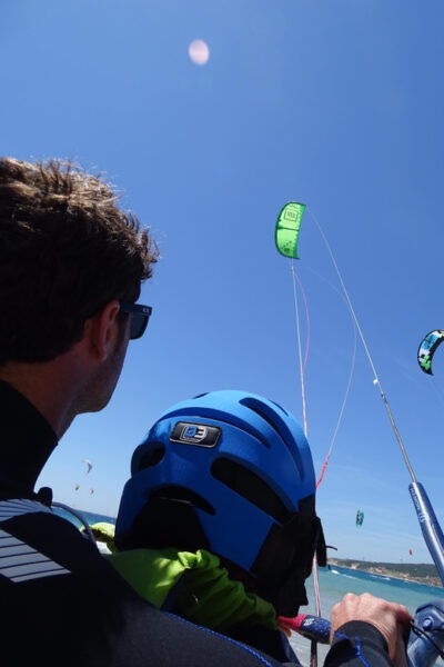 Kite School 100% Fun Tarifa - Private Group Lessons