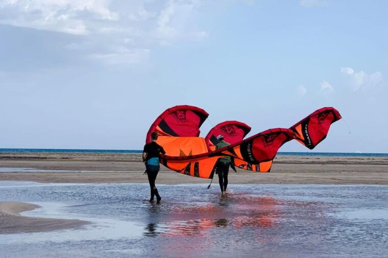 Kitesurfing on Fuerteventura: Top Equipment in Costa Calma - Equipment Quality and Variety