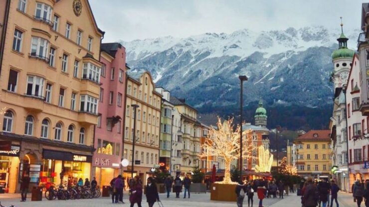 Kitzbühel: Magic Christmas Tour - Explore the Beautifully Decorated Places and Markets
