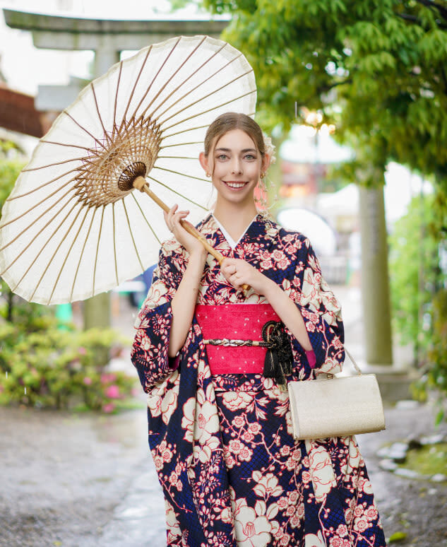Kiyomizu-dera Temple Kimono Rental Experience (Provided by Rental Kimono First, Kyoto) - Making the most of your time in Higashiyama