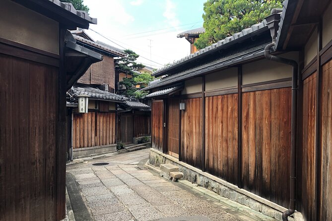Kiyomizu Temple and Backstreets of Gion, Half Day Private Tour - Directions to the Meeting Point