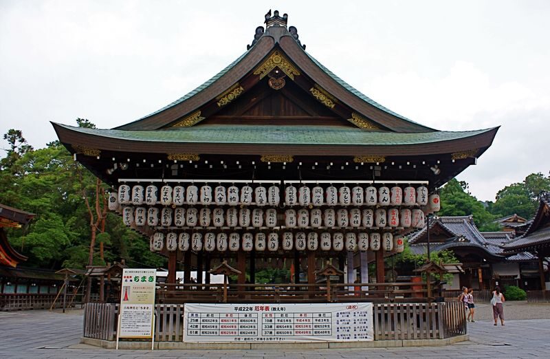 Kiyomizudera, Yasaka Shrine Discovery Walking Tour - Old lanes between the temple stops