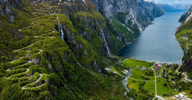Kjerag and Lysebotn - Transportation and Group Details