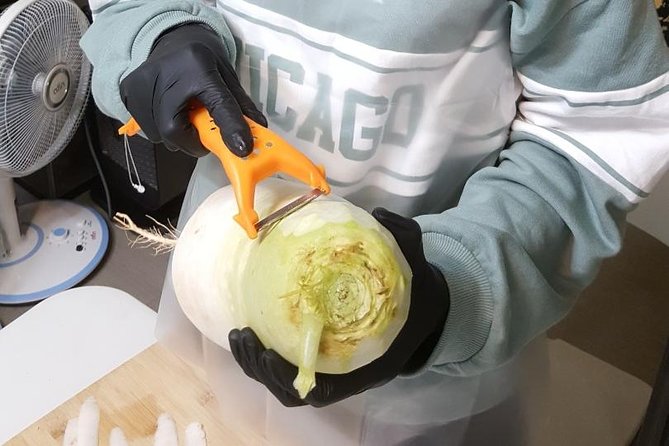 Kkakdugi(Korean Radish Kimchi) Cooking Class at Busan - Class Overview