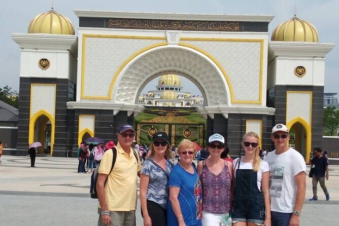 KL City Tour From Port Klang Cruise Shore Excursions Terminal - FAQs