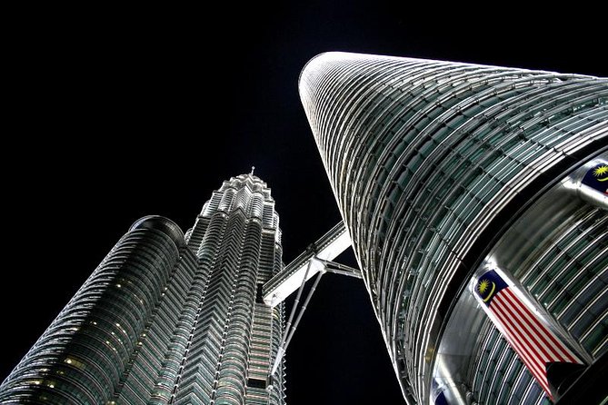 KL Cruise Tour: Batu Caves & Full Sightseeing 15 Attractions - Kuala Lumpur Tower