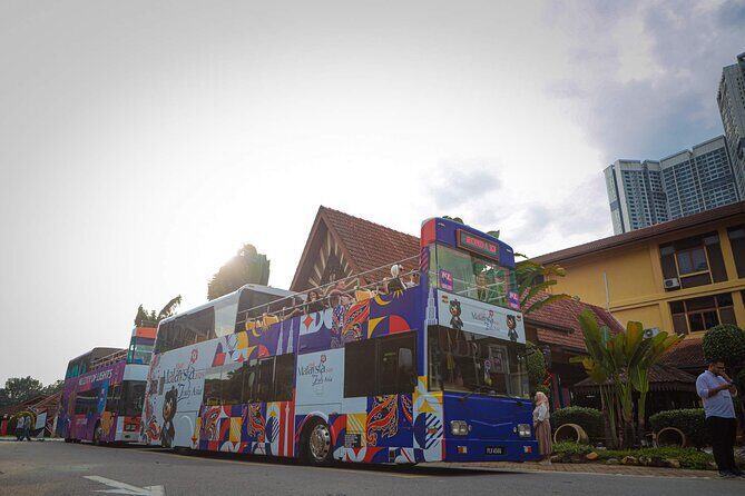 KL Hop On Hop Off Sightseeing Bus Pass - Detailed Review of the KL Hop-On Hop-Off Sightseeing Bus Pass