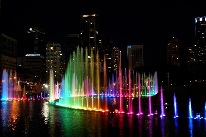 KLCC Lake of Symphony and The River Of Life Tour - Good To Know