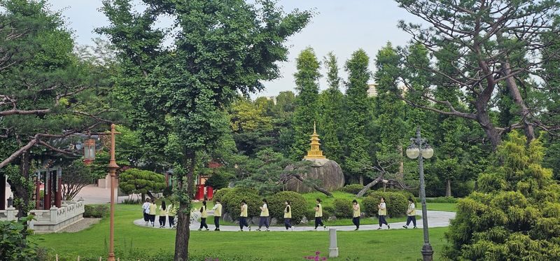 Klook Exclusive K-Buddhism Heritage & Culture Tour: Temple, Meditation & UNESCO Site - At the temple: learning by doing