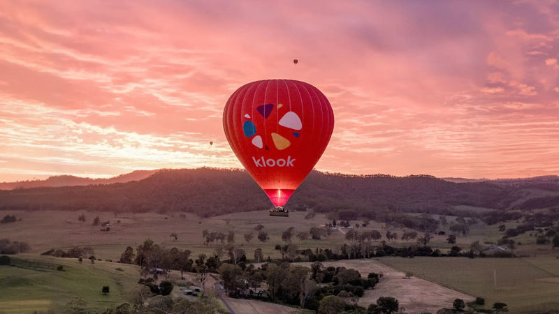 Klook Gold Coast Hot Air Balloon Experience with Sparkling Wine - Sunrise belongs to the Hinterland