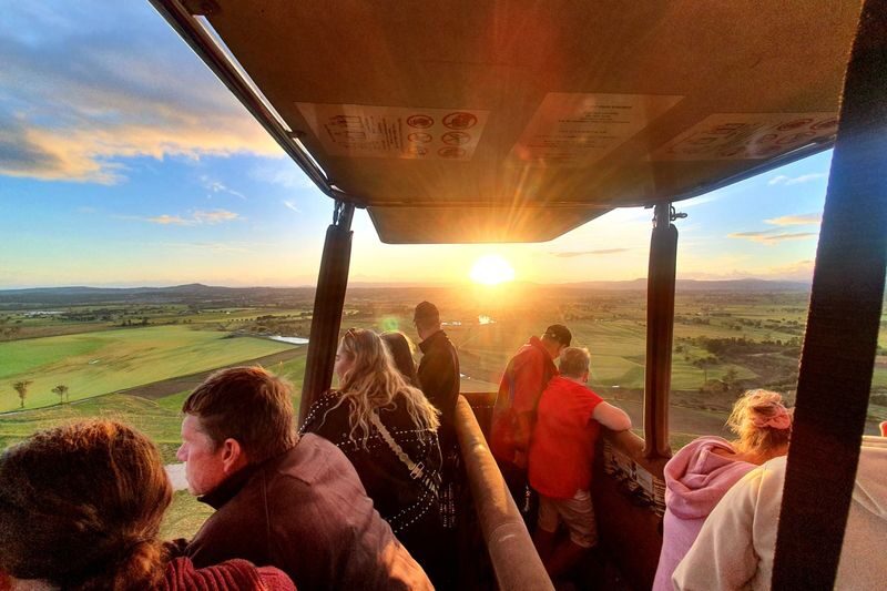 Klook Gold Coast Hot Air Balloon Experience with Sparkling Wine - One hour in the air, with the route set by wind