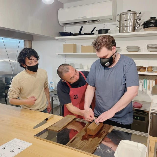 Knife Workshop With a Master Cutler - Meeting Point and Logistics