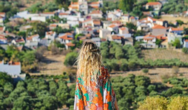 Knosos & Authentic Crete With Local Experiences From Elounda - Enjoy Authentic Lunch in Argyroupolis