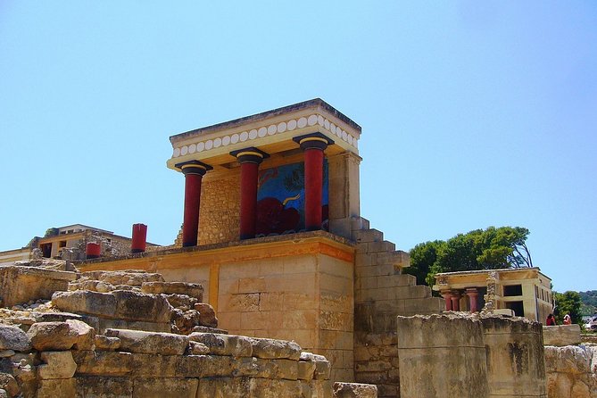 Knossos, Archanes, and Winery Private Day Trip From Limenas - Crete - Meeting and Pickup Information