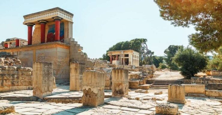 Knossos & Heraklion Archaeological Museum: From Chania - Historical Significance of Knossos Palace