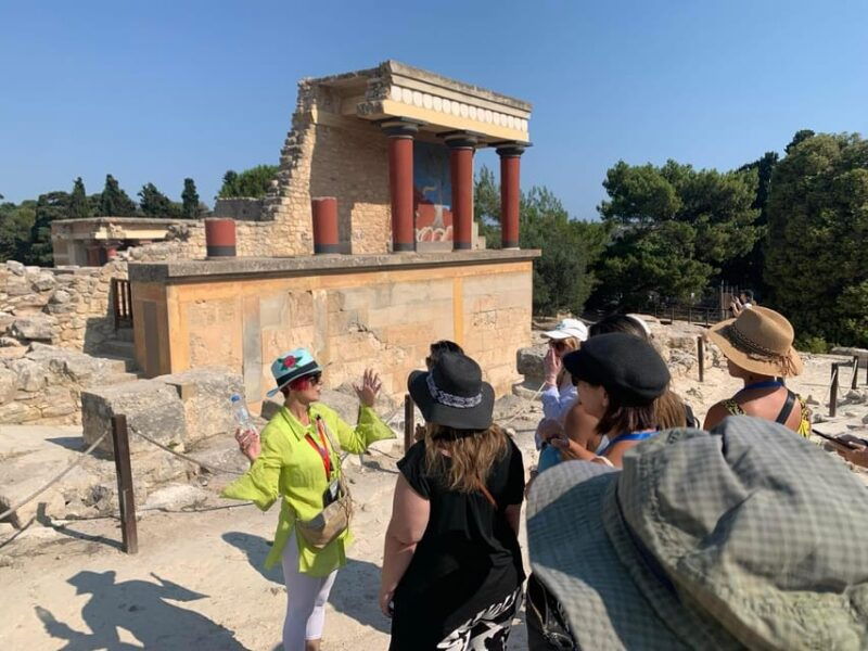 Knossos: Labyrinth of Knossos Skip-the-Line Walking Tour - Discovering the Ancient Labyrinth of Knossos: A Guided Tour Review