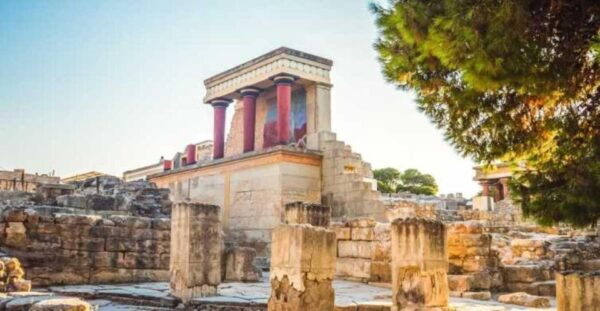 Knossos Palace , Museum & Heraklion City Private Tour - Background
