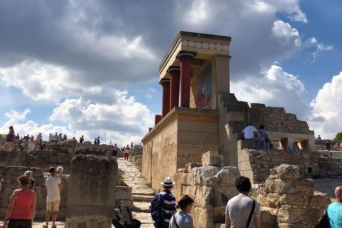 Knossos Palace ( Private Guided Tour ) - The Sum Up