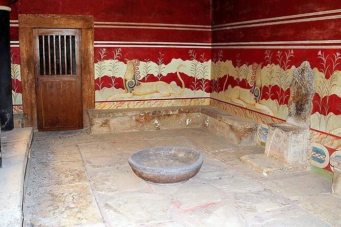 Knossos Palace & the Archaeological Museum of Heraklion (With Transfer) - Tour Inclusions