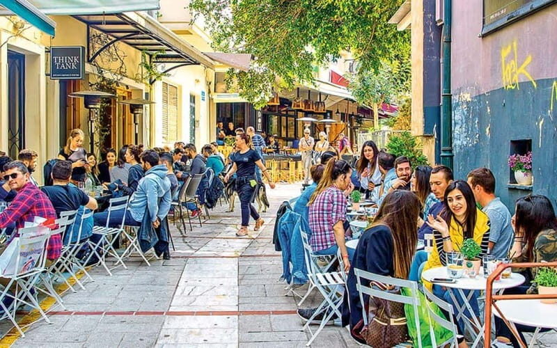 Knossos Place and Minoan Performance from Rethymno - The Experience: Pros and Cons