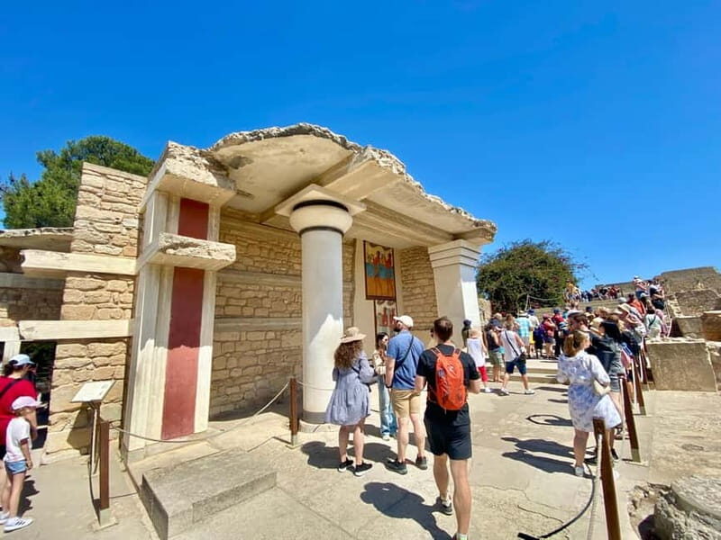 Knossos: Private Tour with a Licensed Guide & Entry Ticket - Exploring Knossos: Private Tour with a Licensed Guide & Entry Ticket