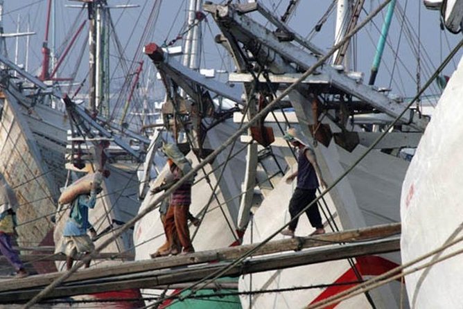 Knowledge History Jakarta Tour With Lunch - Tour Highlights and Itinerary