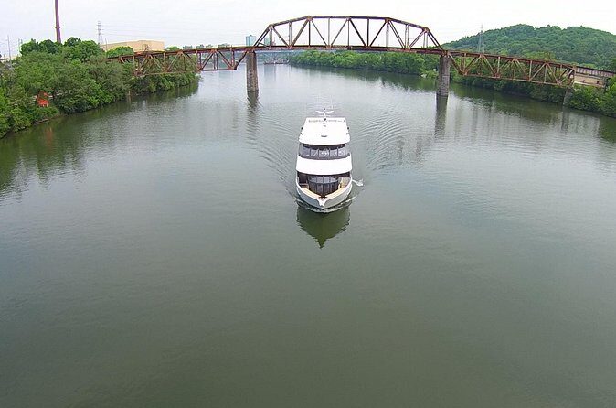 Knoxville River Cruise Aboard the Volunteer Princess - Who Will Love This Cruise?