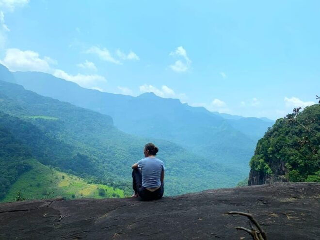Knuckles Mountains : Infinity Pool and Doowili Ella Trail - Essential Packing Tips