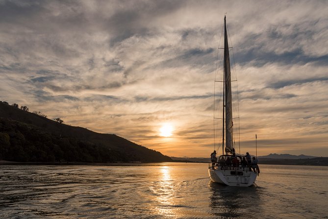 Knysna Sunset Sailing Cruise, Light Dinner & Bubbly - Meeting and Pickup Information
