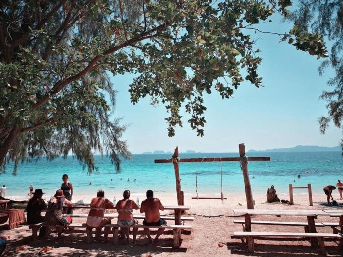 Ko Lanta: 4 Islands and Emerald Cave Snorkeling Trip - Koh Kradan and Koh Chuek