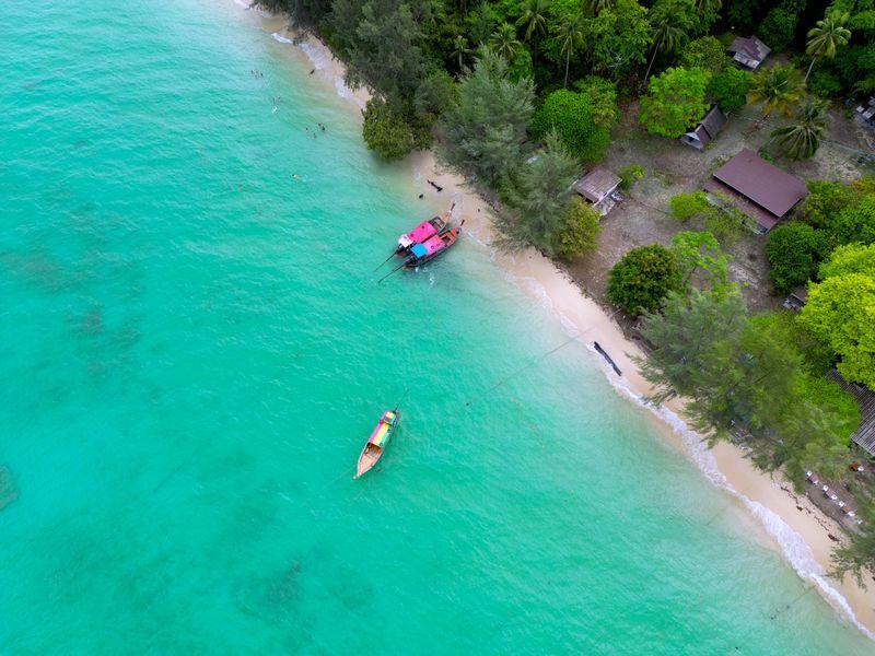 Ko Lanta 4 Islands Longtail Boat Tour with Emerald Cave - Should you book the four-island longtail tour?