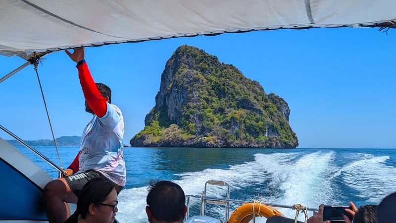 Ko Lanta 4 Islands Speedboat Tour with Emerald Cave - My verdict: book for the route, after checking the fine print