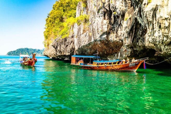 Ko Lanta: Emerald Cave and 4 Islands Tour by Longtail Boat - Inclusions and Safety