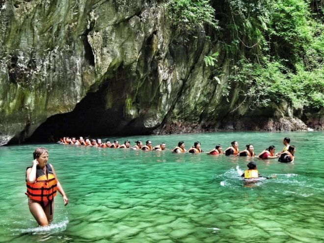 Ko Lanta: Emerald Cave and 4 Islands Tour by Longtail Boat - Customer Reviews and Feedback