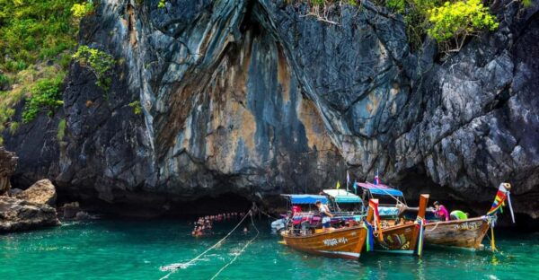 Ko Lanta: Emerald Cave and 4 Islands Tour by Longtail Boat - Break Down