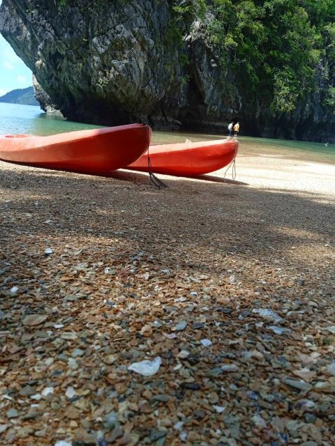 Ko Lanta: Half-Day Kayaking Koh Phee & Koh Talabeng 2 Caves - Included in the Tour Package