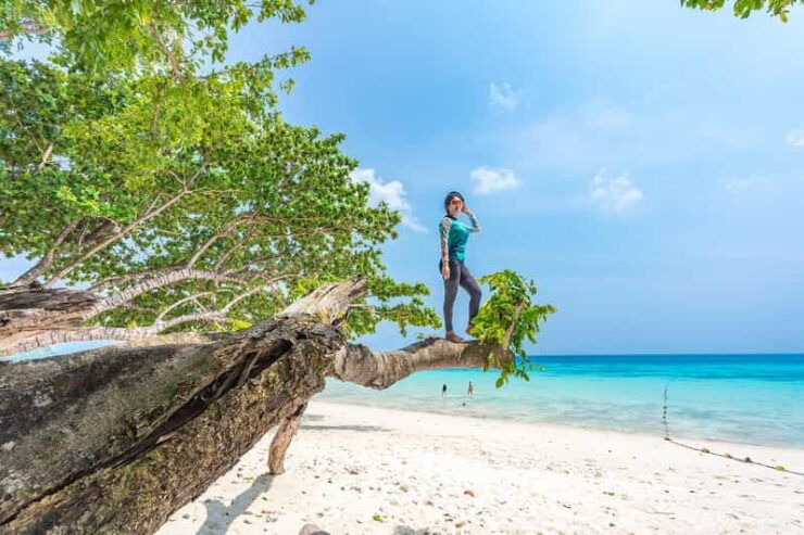 Ko Lanta: Koh Rok & Koh Haa Snorkeling the Andaman Gems Tour - Detailed Itinerary