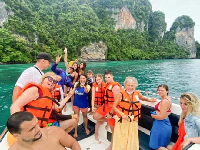 Ko Lanta: Maya Bay & Phi Phi Islands Full-Day Speedboat Trip - Inclusions and Amenities