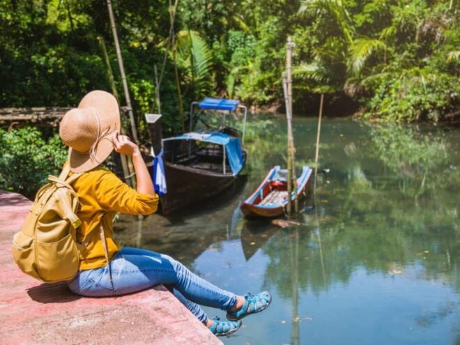 Ko Lanta: Private Exploration– Mangroves, Old Town & Beaches - Included Features