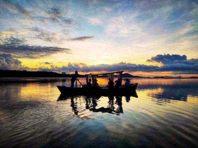 Ko Lanta: Romantic Sunrise Gondola Tour at Tung Yee Peng - Reviews