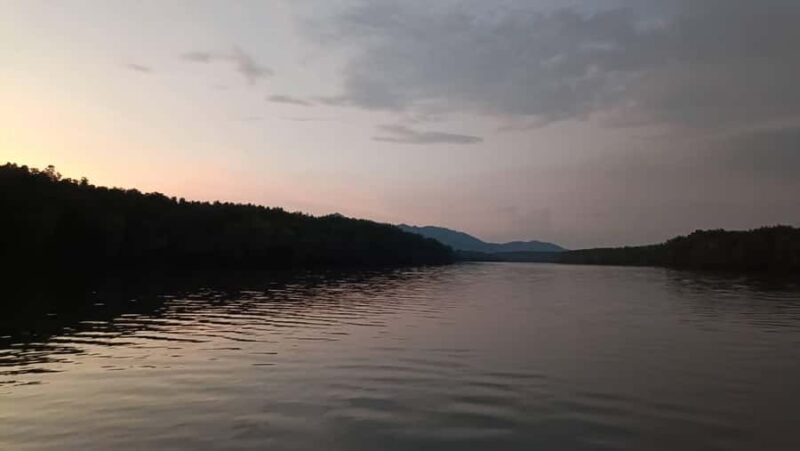 Ko Lanta: Sunset + Bioluminescence plankton by kayaking - An In-Depth Look at the Ko Lanta Sunset & Bioluminescent Tour